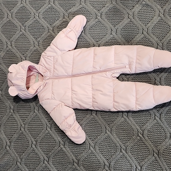 Old Navy Other - Old Navy Pink Hooded Kids Snowsuit Water-resistant, 6-12M